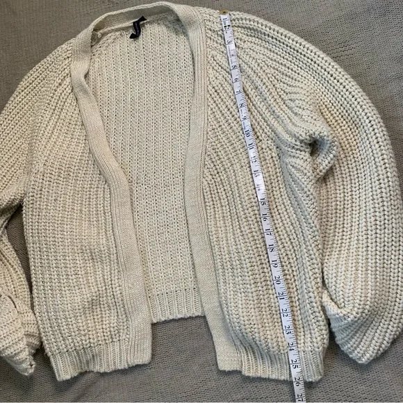 Chunky Knit Beige Long Sleeve Cardigan - Picture 12 of 16